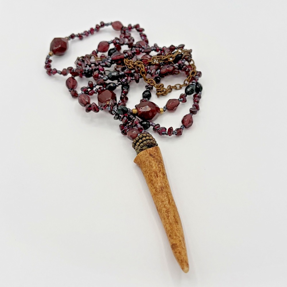 Boho Dark Red Beaded Antler Horn Tooth Pendant Statement Necklace Brass Tone‎